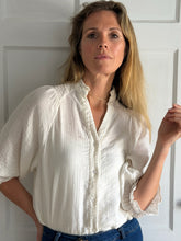 NEW IN! Minnie Shirt Off White