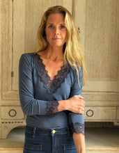 Long Sleeved Cashmere Mix Vest with Lace - Navy