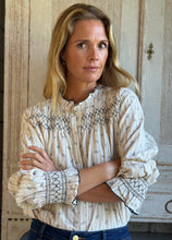 Lily Shirt Camel