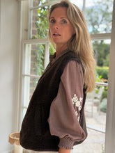Jodie Gilet Brown