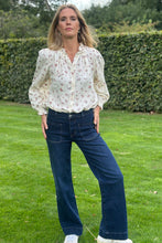 Wide Leg Blue Jeans
