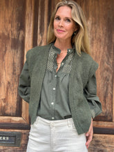 Izzy Shirt Khaki