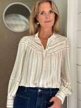 Lottie Shirt - Off White and Coral/Navy