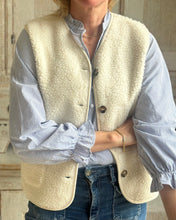 NEW IN! Martha Gilet Cream