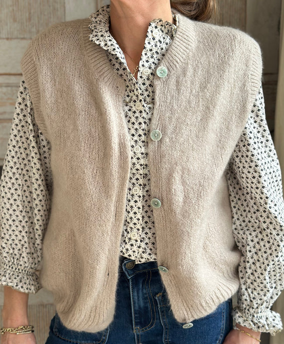 NEW IN! Lola Gilet Oatmeal